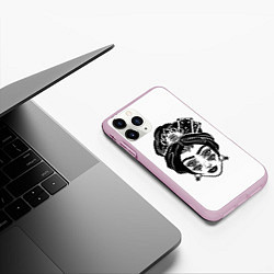 Чехол iPhone 11 Pro матовый Четырехглазая гадалка, цвет: 3D-розовый — фото 2
