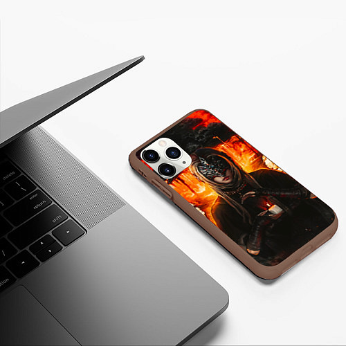 Чехол iPhone 11 Pro матовый FIRE KEEPER Dark SOULS III Дарк соулс / 3D-Коричневый – фото 3