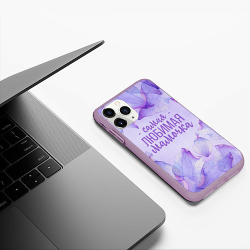 Чехол iPhone 11 Pro матовый Лепестки Самая любимая мамочка / 3D-Сиреневый – фото 3
