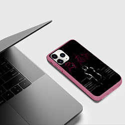 Чехол iPhone 11 Pro матовый Pink Phloyd Фараон на Сцене Пинк Флойд, цвет: 3D-малиновый — фото 2
