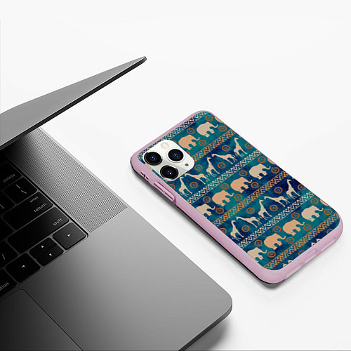 Чехол iPhone 11 Pro матовый Жирафы и слоны / 3D-Розовый – фото 3