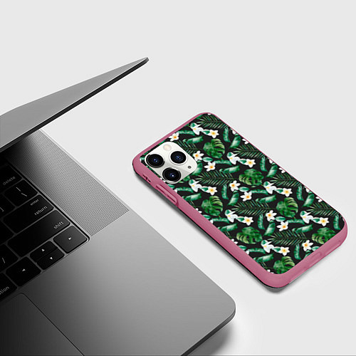 Чехол iPhone 11 Pro матовый Зеленые листочки паттерн / 3D-Малиновый – фото 3