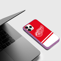 Чехол iPhone 11 Pro матовый Detroit Red Wings, Детройт Ред Уингз Диагональные, цвет: 3D-фиолетовый — фото 2