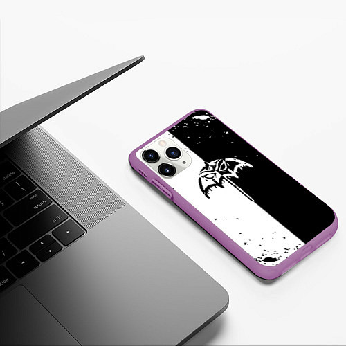 Чехол iPhone 11 Pro матовый BRING ME THE HORIZON черное былое / 3D-Фиолетовый – фото 3