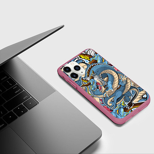 Чехол iPhone 11 Pro матовый Синий дракон-монст / 3D-Малиновый – фото 3