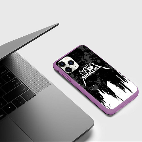Чехол iPhone 11 Pro матовый Metallica музыканты / 3D-Фиолетовый – фото 3