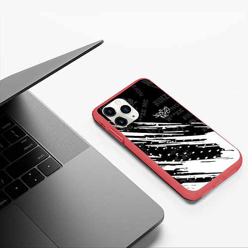 Чехол iPhone 11 Pro матовый Нойз мс / 3D-Красный – фото 3