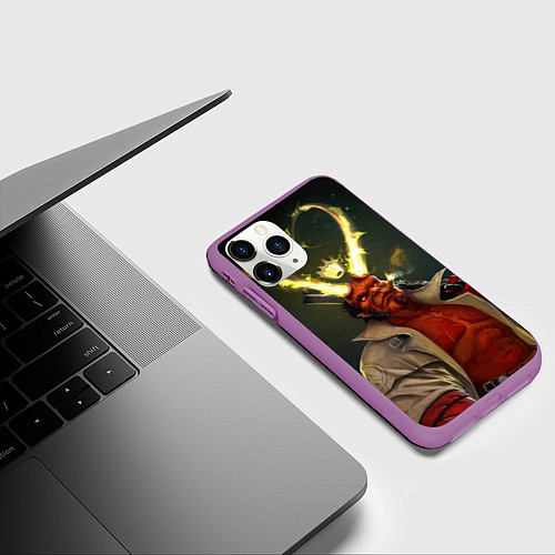 Чехол iPhone 11 Pro матовый ХЕЛЛБОЙ ЧЕРТ ДЕМОН / 3D-Фиолетовый – фото 3