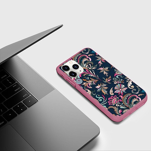 Чехол iPhone 11 Pro матовый Холодная хохлома / 3D-Малиновый – фото 3