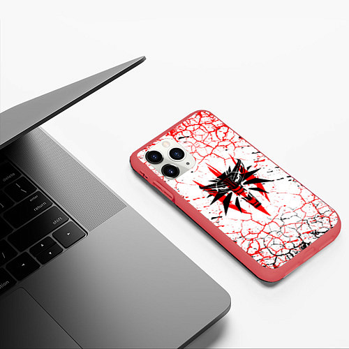 Чехол iPhone 11 Pro матовый The witcher ВОЛК Трещины / 3D-Красный – фото 3