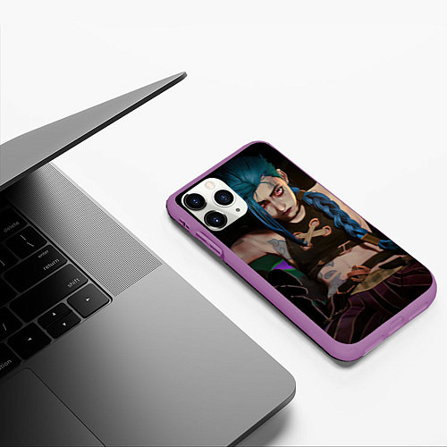 Чехол iPhone 11 Pro матовый Arcane Джинкс смотрит на тебя / 3D-Фиолетовый – фото 3