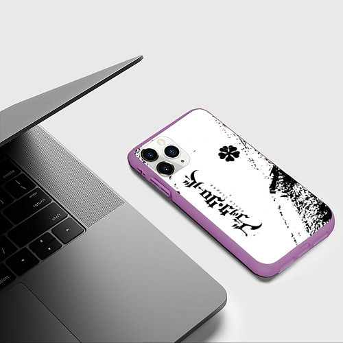 Чехол iPhone 11 Pro матовый Black clover чёрный клевер вертикальная надпись / 3D-Фиолетовый – фото 3