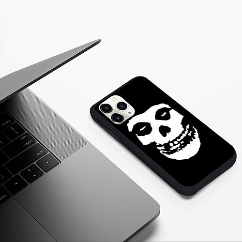 Чехол iPhone 11 Pro матовый Misfits череп / 3D-Черный – фото 3