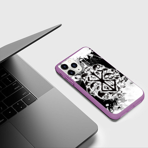 Чехол iPhone 11 Pro матовый КЛЕЙМО ЖЕРТВЫ - БЕРСЕРКBERSERK / 3D-Фиолетовый – фото 3