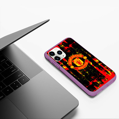 Чехол iPhone 11 Pro матовый Manchester united краска / 3D-Фиолетовый – фото 3