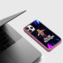 Чехол iPhone 11 Pro матовый Hello Neighbor Привет сосед Бегущий сосед, цвет: 3D-малиновый — фото 2