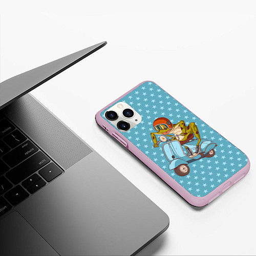 Чехол iPhone 11 Pro матовый Крейзи лягуха на мопеде / 3D-Розовый – фото 3