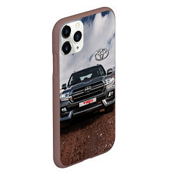 Чехол iPhone 11 Pro матовый Toyota Land Cruiser in the mountains, цвет: 3D-коричневый — фото 2