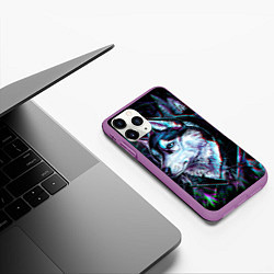 Чехол iPhone 11 Pro матовый Волк - глитч, цвет: 3D-фиолетовый — фото 2