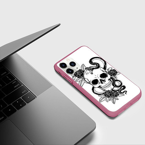 Чехол iPhone 11 Pro матовый Череп и Мамба и чёрные розы / 3D-Малиновый – фото 3