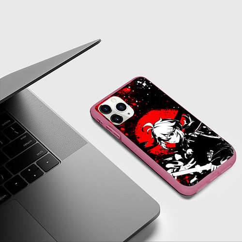 Чехол iPhone 11 Pro матовый Кадзуха - Мрачный геншин / 3D-Малиновый – фото 3