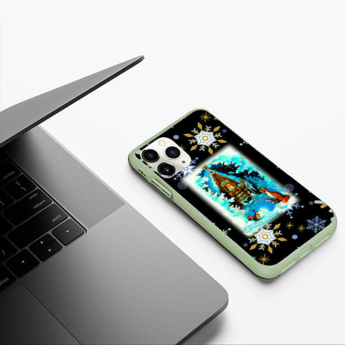 Чехол iPhone 11 Pro матовый Новый год изба и звери в лесу / 3D-Салатовый – фото 3