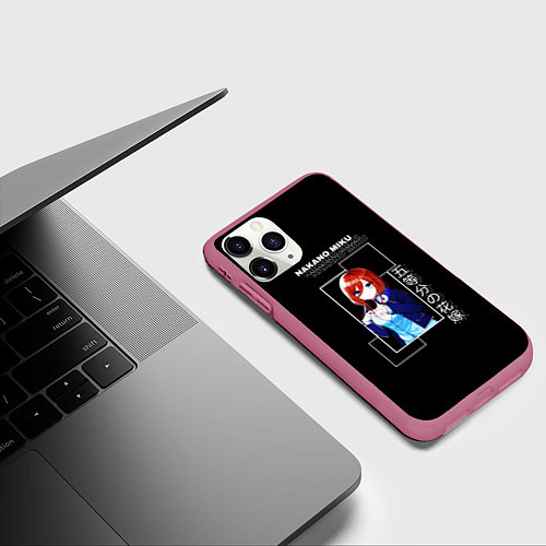 Чехол iPhone 11 Pro матовый Мику Накано - Пять невест аниме / 3D-Малиновый – фото 3