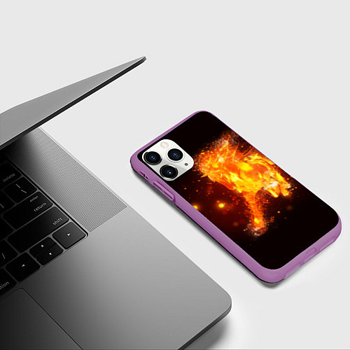 Чехол iPhone 11 Pro матовый Огненная лошадь мчит галопом / 3D-Фиолетовый – фото 3
