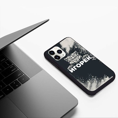 Чехол iPhone 11 Pro матовый Игорёк зубастый волк / 3D-Черный – фото 3