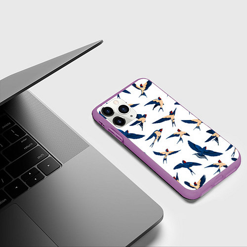 Чехол iPhone 11 Pro матовый Ласточки парят в небе / 3D-Фиолетовый – фото 3