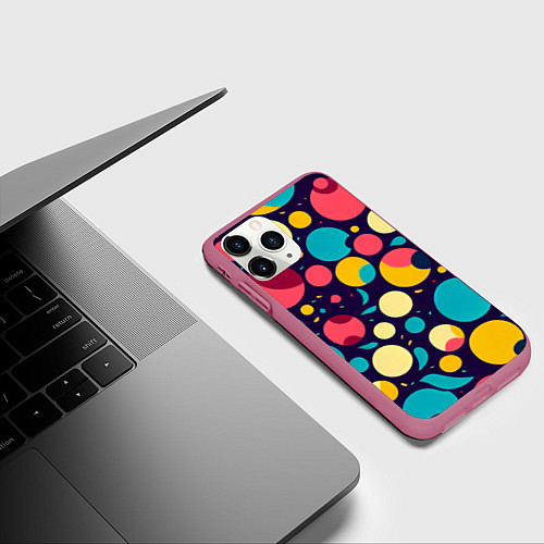 Чехол iPhone 11 Pro матовый Яркие позитивные кружочки / 3D-Малиновый – фото 3