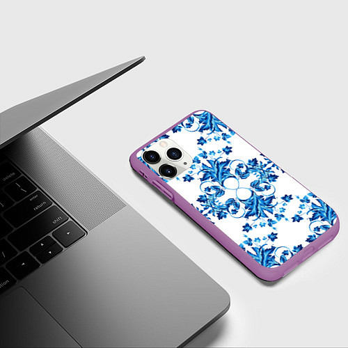 Чехол iPhone 11 Pro матовый Гжель узор / 3D-Фиолетовый – фото 3