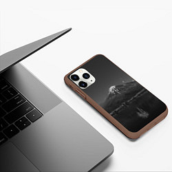 Чехол iPhone 11 Pro матовый Тёмные горы и озеро, цвет: 3D-коричневый — фото 2