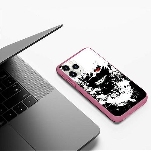 Чехол iPhone 11 Pro матовый Tokyo Ghoul Kaneki Ken paint / 3D-Малиновый – фото 3