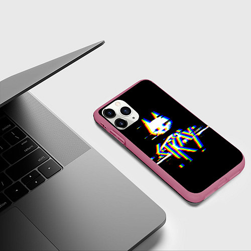 Чехол iPhone 11 Pro матовый Stray glitch logo / 3D-Малиновый – фото 3