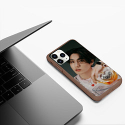 Чехол iPhone 11 Pro матовый Maxident Han, цвет: 3D-коричневый — фото 2