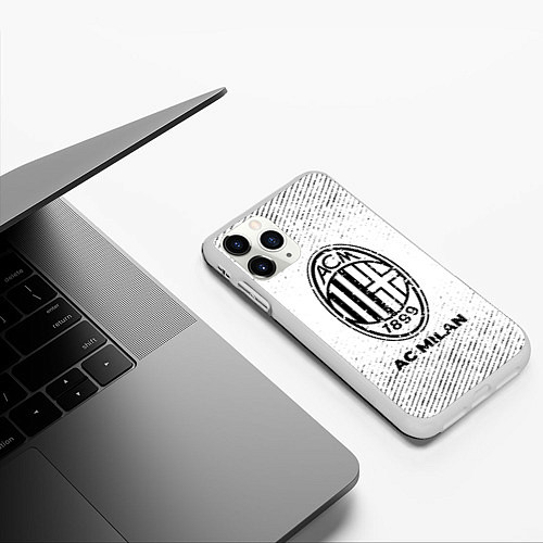 Чехол iPhone 11 Pro матовый AC Milan с потертостями на светлом фоне / 3D-Белый – фото 3