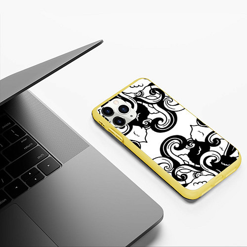 Чехол iPhone 11 Pro матовый Черные волнистые узоры на белом / 3D-Желтый – фото 3