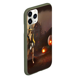 Чехол iPhone 11 Pro матовый Ведьма с метлой и тремя тыквами возле старого дома, цвет: 3D-темно-зеленый — фото 2