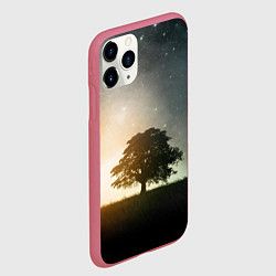 Чехол iPhone 11 Pro матовый Раскидистое дерево на фоне звёздного неба, цвет: 3D-малиновый — фото 2