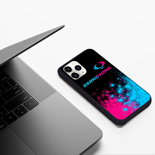 Чехол iPhone 11 Pro матовый SsangYong - neon gradient: символ сверху / 3D-Черный – фото 3