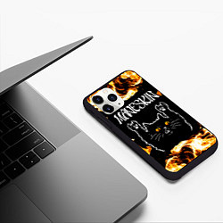 Чехол iPhone 11 Pro матовый Maneskin рок кот и огонь, цвет: 3D-черный — фото 2