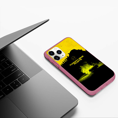 Чехол iPhone 11 Pro матовый Twenty One Pilots accident / 3D-Малиновый – фото 3