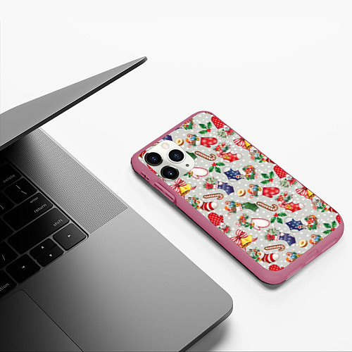 Чехол iPhone 11 Pro матовый Christmas Pattern / 3D-Малиновый – фото 3