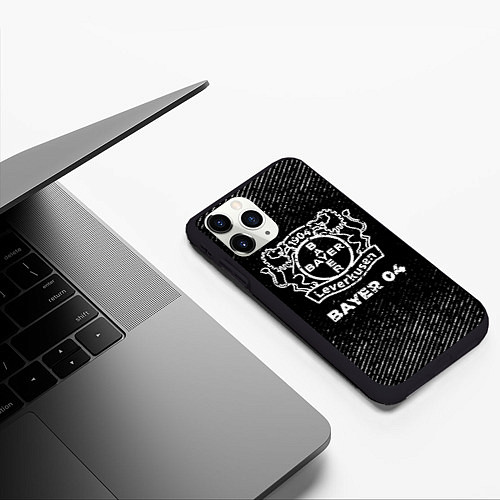 Чехол iPhone 11 Pro матовый Bayer 04 с потертостями на темном фоне / 3D-Черный – фото 3