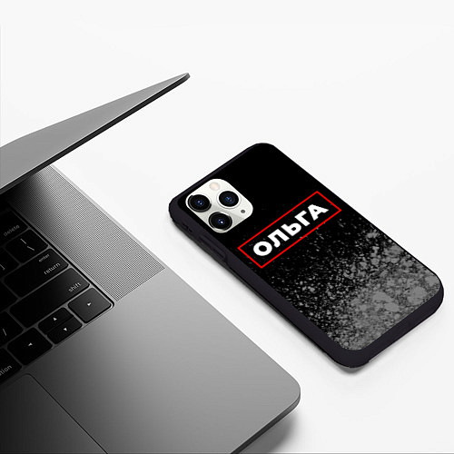 Чехол iPhone 11 Pro матовый Ольга - в красной рамке на темном / 3D-Черный – фото 3