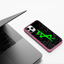 Чехол iPhone 11 Pro матовый Логотип Cyberpunk: Edgerunners - Дэвид, цвет: 3D-малиновый — фото 2