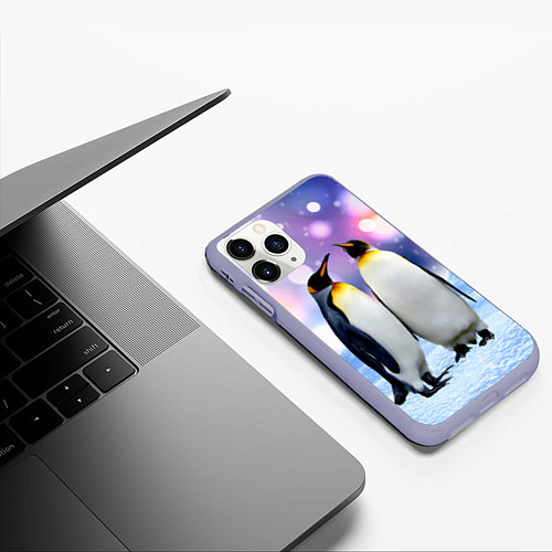 Чехол iPhone 11 Pro матовый Пингвины на снегу / 3D-Светло-сиреневый – фото 3