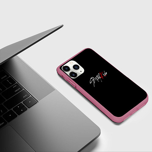 Чехол iPhone 11 Pro матовый Stray Kids white logo / 3D-Малиновый – фото 3