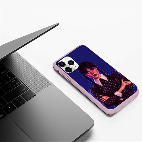 Чехол iPhone 11 Pro матовый Уэнсдей сложила руки / 3D-Розовый – фото 3